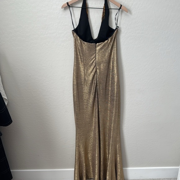 BELLE Badgley Mischka Gold Fringe Beaded Neckline Halter Dress Gown Size 6 - Picture 7 of 7